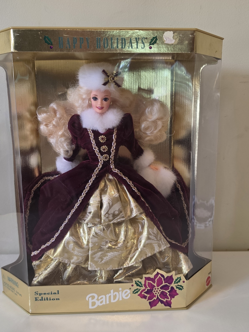 NIB Mattel 1996 Happy Holidays Barbie Special Edition MPN 15646